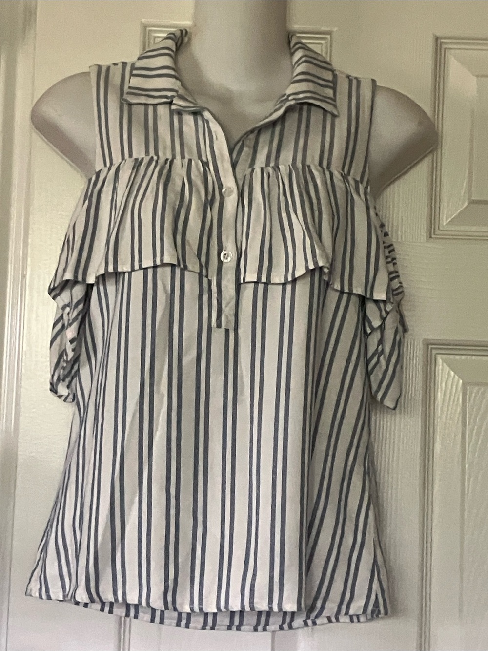 Naf Naf Off the Shoulder Denim Blue Vertical Striped Top JrMed/Xsm Women’s